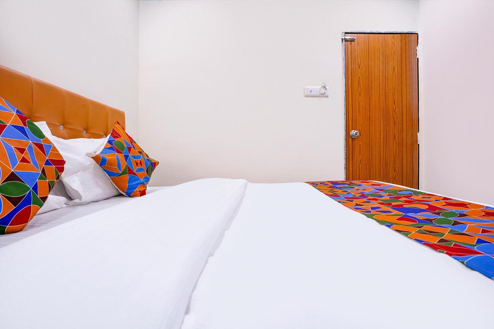 Fabexpress Raj Palace 3*