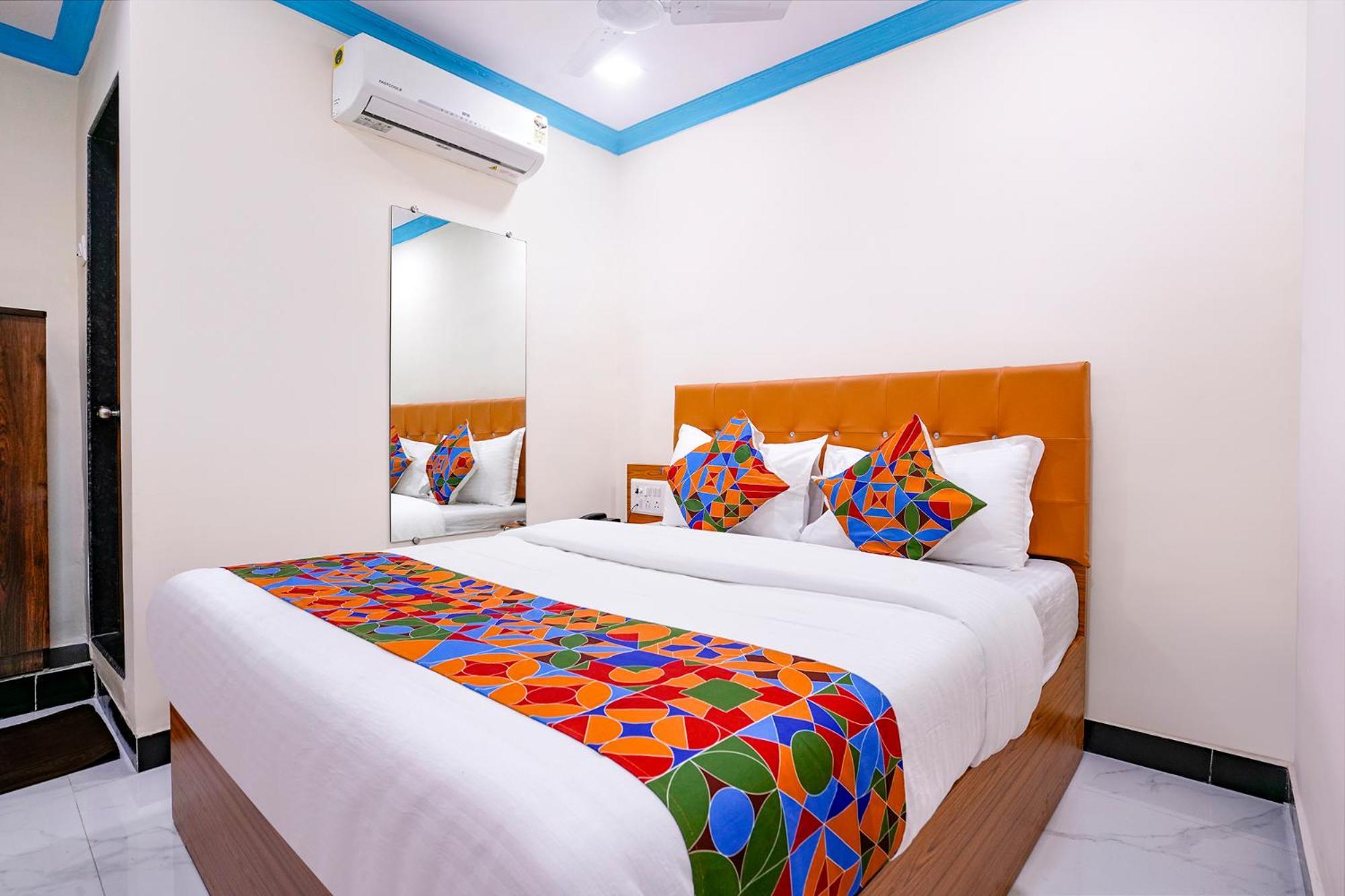 Fabexpress Raj Palace Hotel 3*
